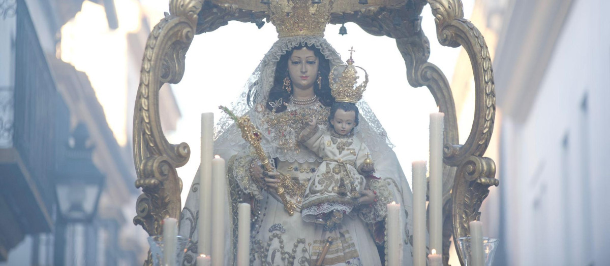 La Virgen del Socorro cierra las procesiones de septiembre