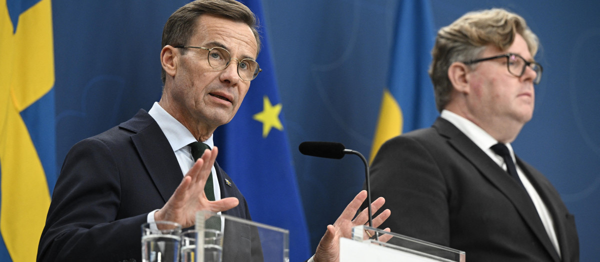 El primer ministro de Suecia, Ulf Kristersson, y el ministro de Justicia, Gunnar Strömmer