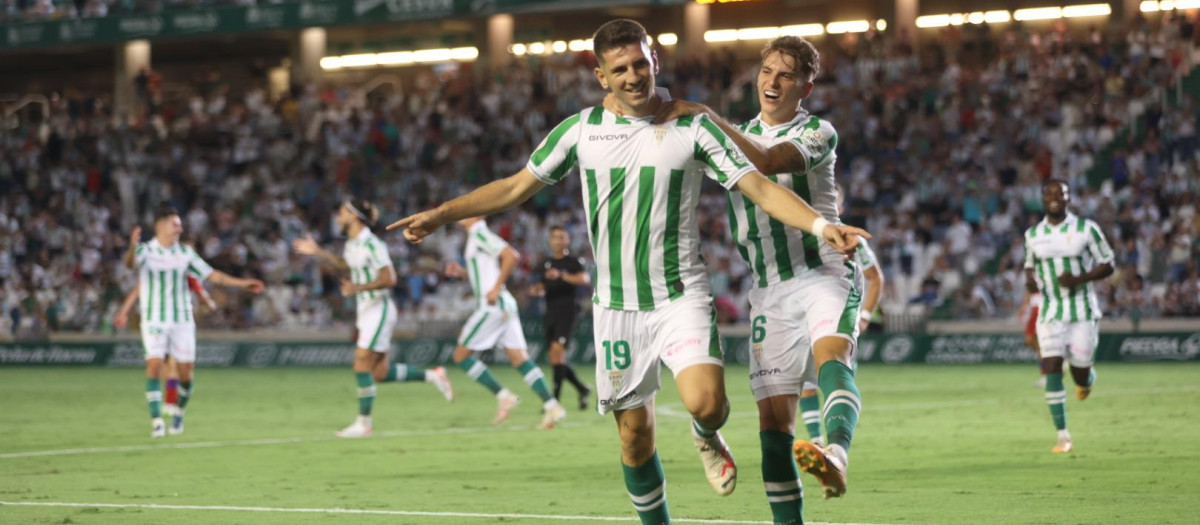 El Córdoba CF - Recreativo de Granada en imágenes