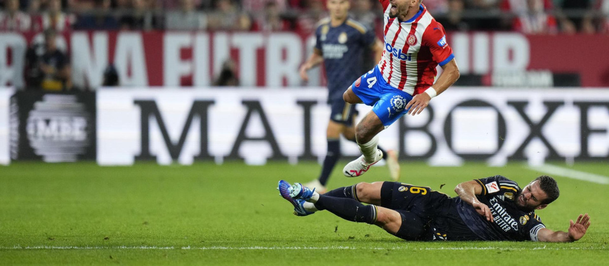 El momento de la dura entrada de Nacho a Portu en el Girona-Real Madrid