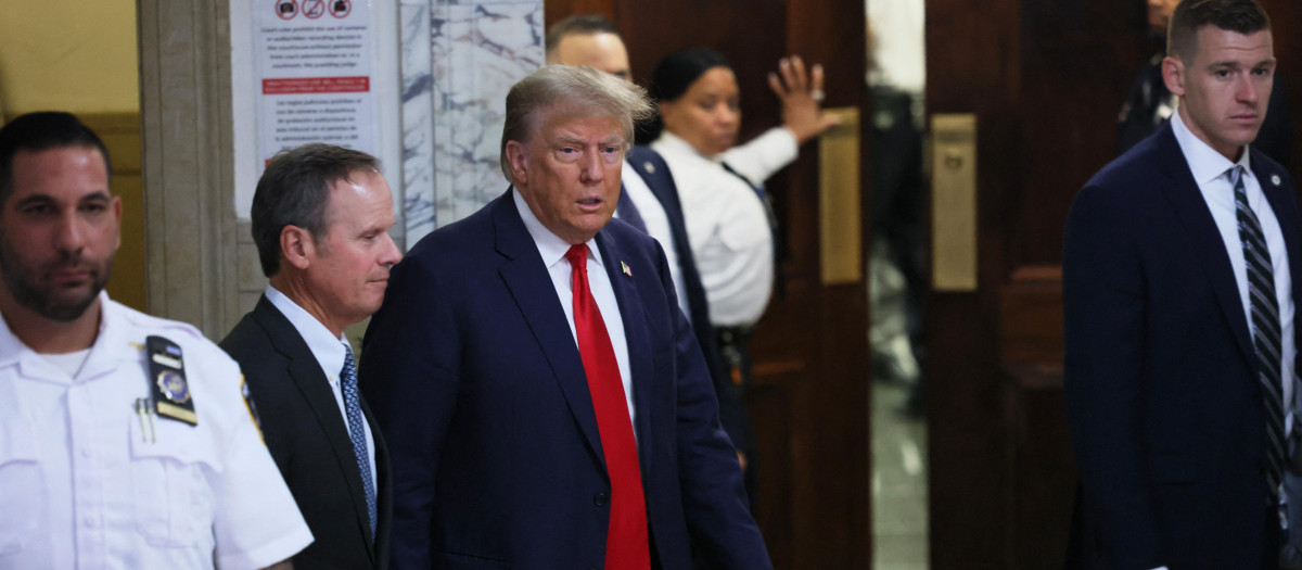 El expresidente de EE.UU, Donald Trump, en un tribunal de Nueva York