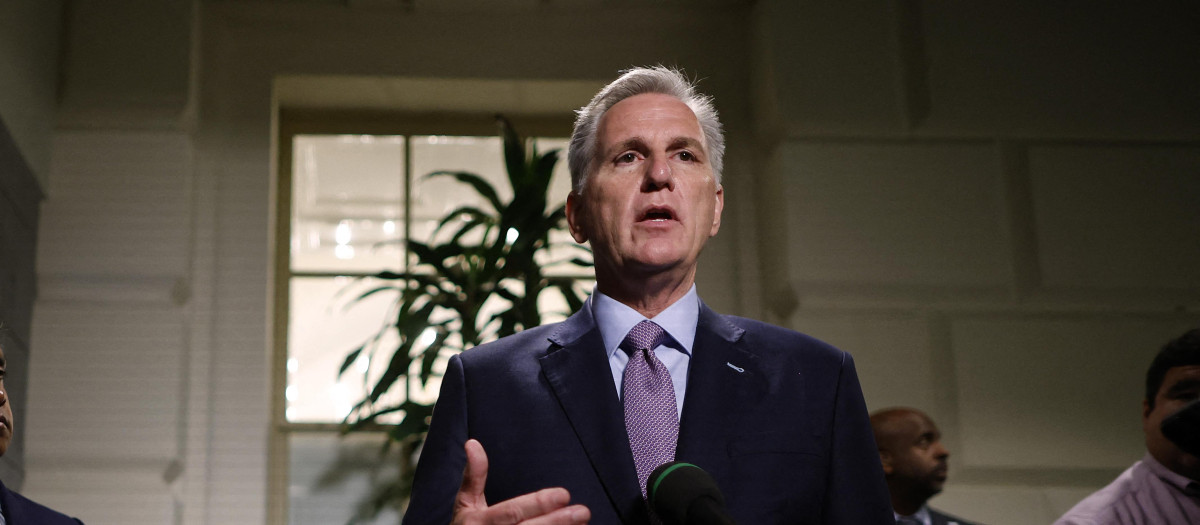 Kevin McCarthy, minutos después de ser destituido como presidente de la Cámara de Representantes de EE.UU.