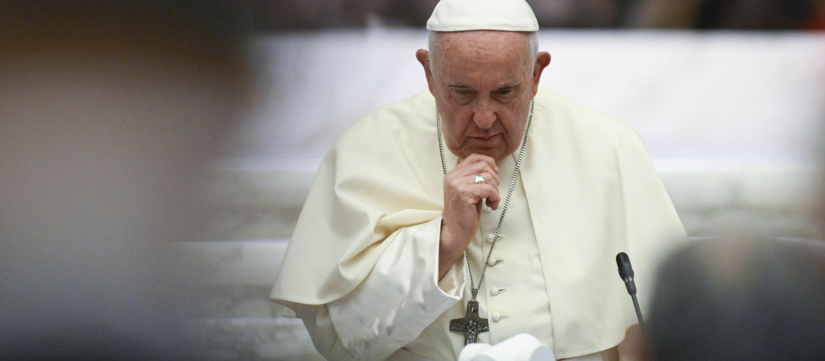 El Papa, durante los trabajos del Sínodo