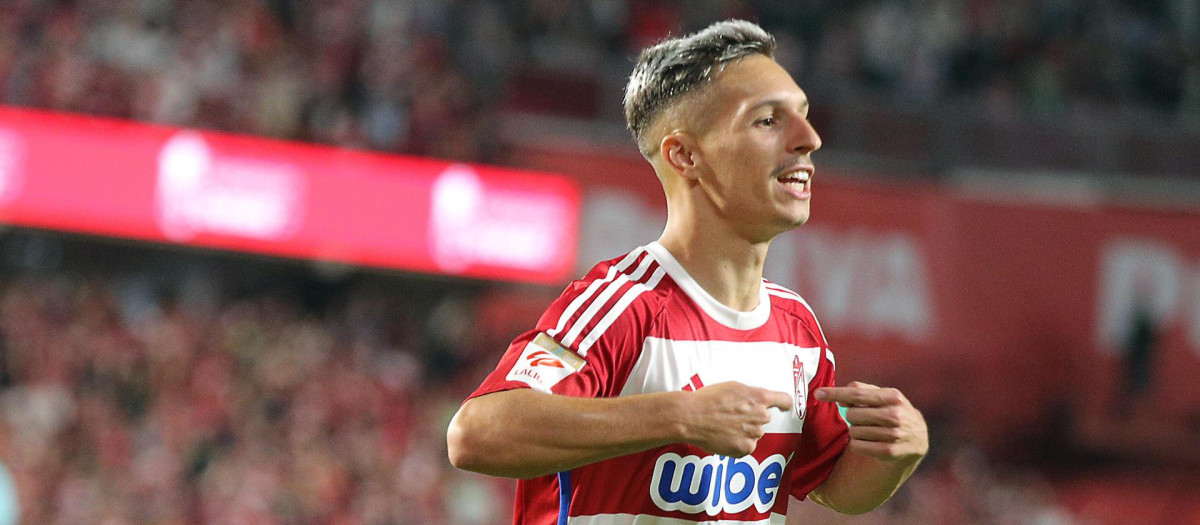 Bryan Zaragoza ha sido el gran protagonista del Granada vs Barcelona