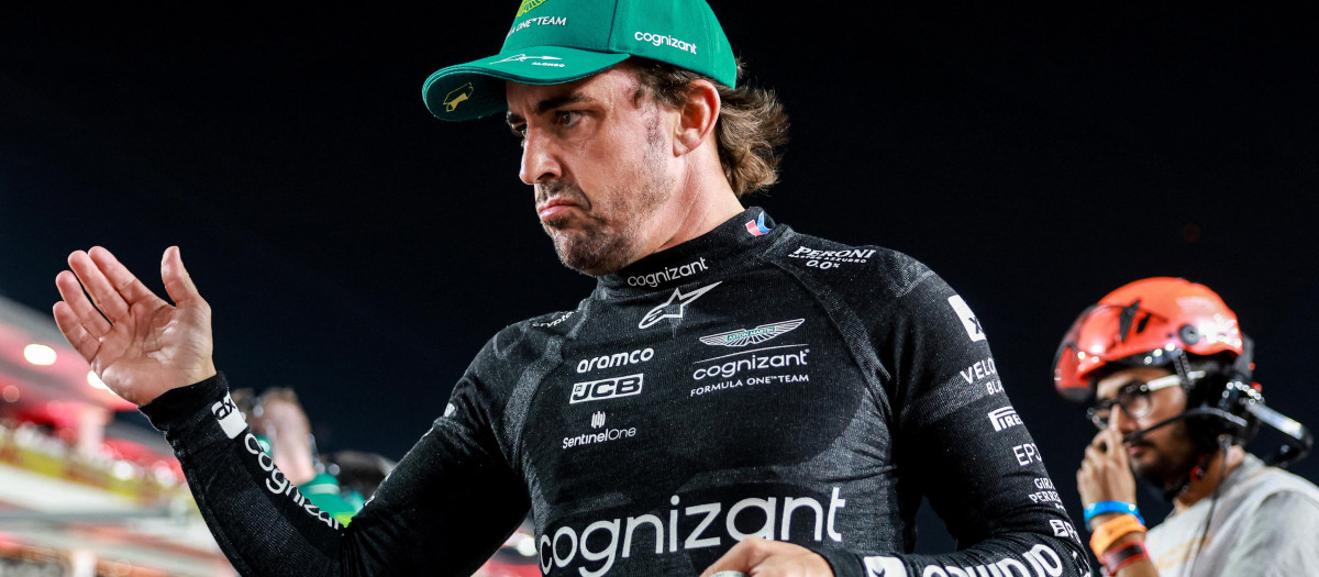 Fernando Alonso de finalizar el sprint en el circuito de Losail en Qatar