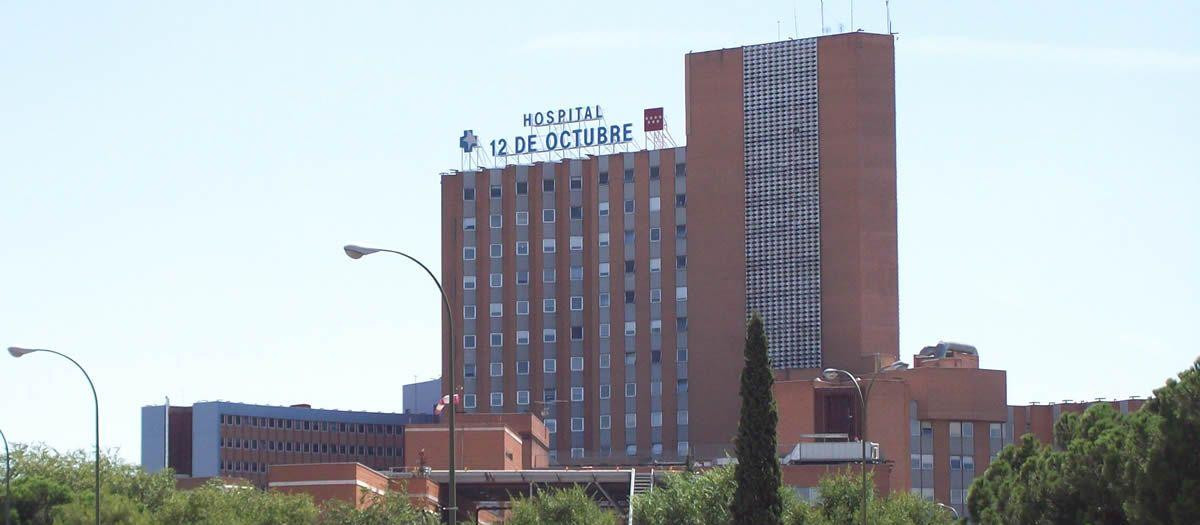 Fachada principal del Hospital 12 de Octubre