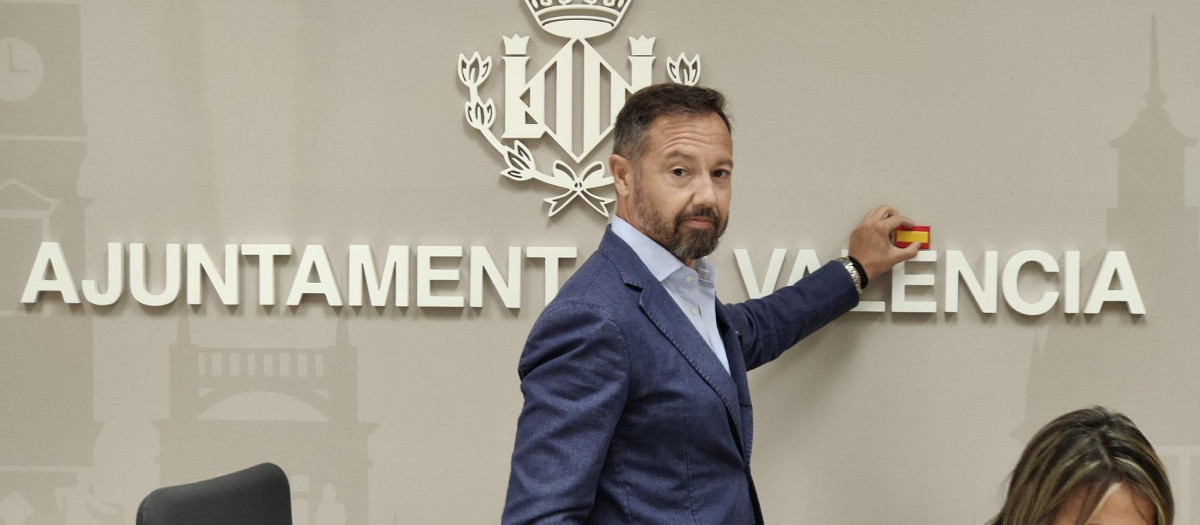 Juanma Badena, tapando el acento de 'Valéncia'