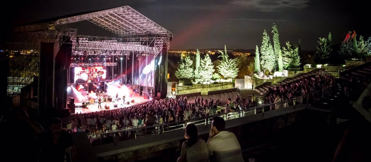 Teatro de la Axerquía
POLITICA ANDALUCÍA ESPAÑA EUROPA CÓRDOBA CULTURA
IMAE