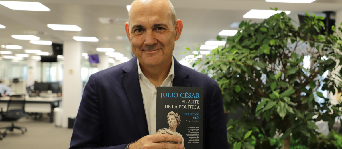 Francisco Uría, en la redacción de El Debate
