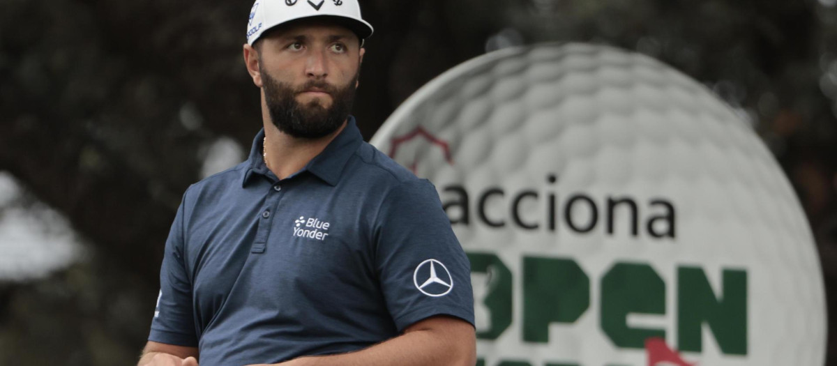 Jon Rahm en el hoyo 1 durante la tercera jornada del Abierto de España