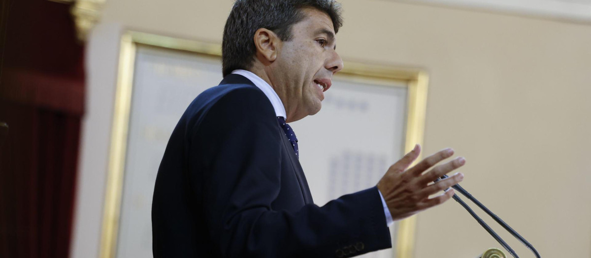 El presidente de la Comunidad Valenciana, Carlos Mazón, en el Senado