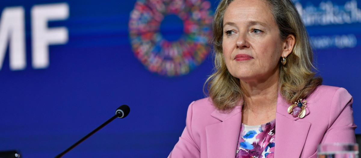 A Nadia Calviño se le ha complicado un proceso que parecía ganado para presidir el Banco Europeo de Inversiones