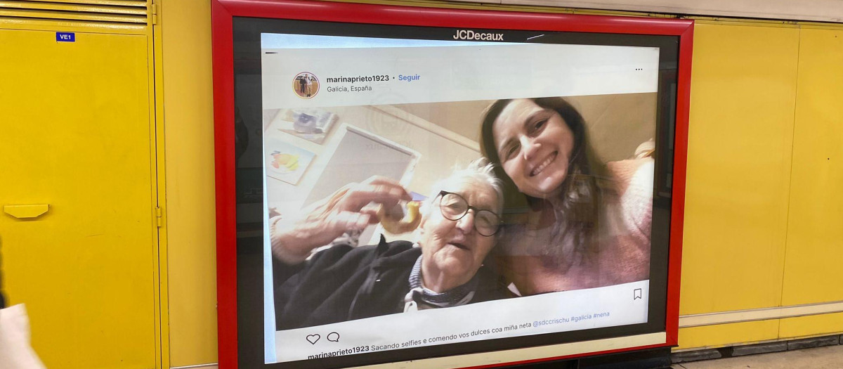 Imagen colocada en la parada Manuel Becerra de Metro de Madrid