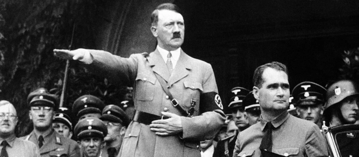 Rudolf Hess junto a Hitler