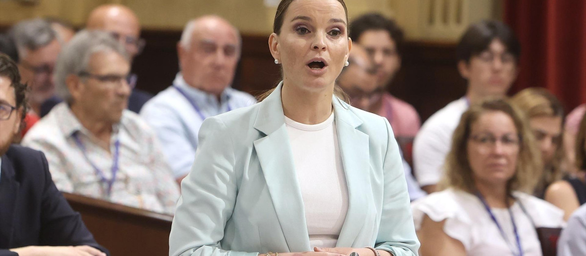 La presidenta del Govern balear, Marga Prohens durante una sesión de control en el Parlament balear, a 12 de septiembre de 2023, en Palma de Mallorca, Mallorca (España). La sesión plenaria es la primera de Marga Prohens al frente del Govern balear. Hoy se tratan temas como la vivienda, salud y los compromisos electorales.
12 SEPTIEMBRE 2023;PP;PARTIDO POPULAR;POLÍTICA;SESIÓN;PLENO;CONGRESO;PARLAMENTO;BALEARES;GOBIERNO
Isaac Buj / Europa Press
(Foto de ARCHIVO)
12/9/2023