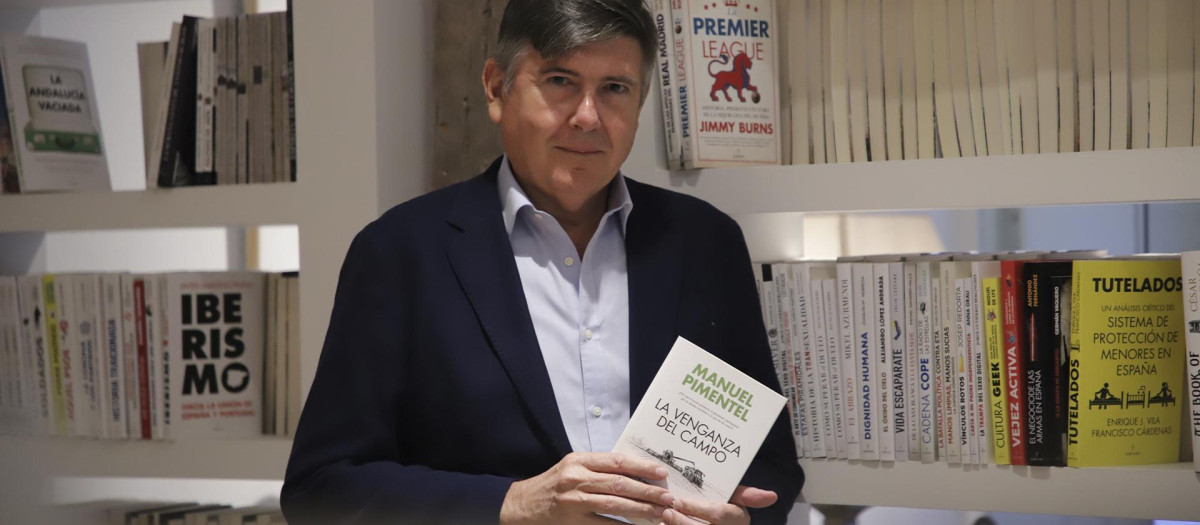 El ex ministro de Trabajo y autor de La venganza del campo, Manuel Pimentel