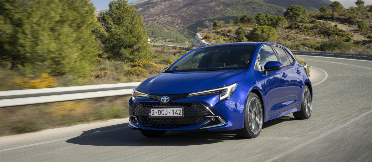 El Corolla recibió ligeros cambios estéticos a principio de este año
