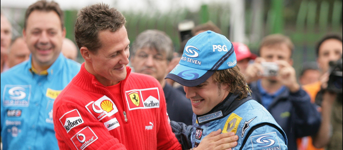 LOS PILOTOS DE FORMULA 1 FERNANDO ALONSO ( RENAULT FORMULA TEAM ) Y MICHAEL SCHUMACHER ( FERRARI ) DURANTE EL GRAN PREMIO DE FORMULA 1 DE BRASIL 2005 EN INTERLAGOS