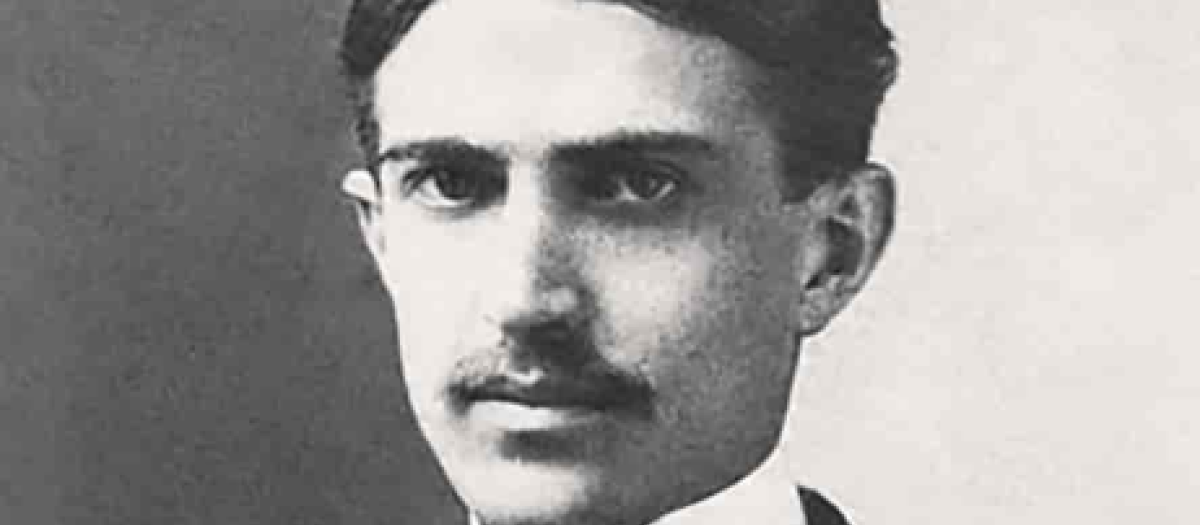 El escritor Stephen Crane en 1896
