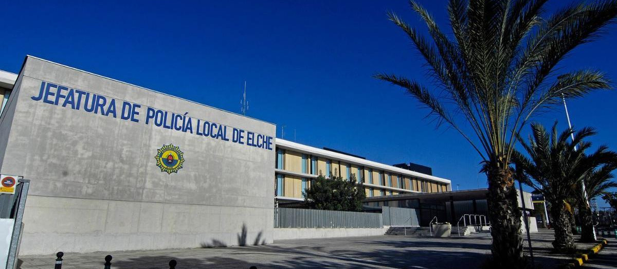 Fachada de la Jefatura de Policía Local de Elche (Alicante)