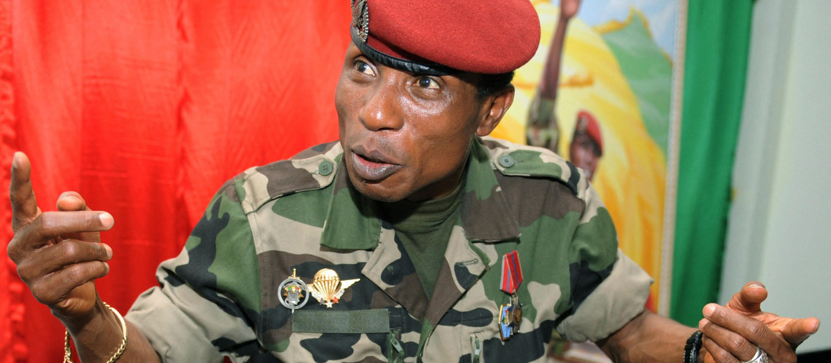 El exjefe de la junta militar de Guinea, el Capitán Moussa Dadis Camara