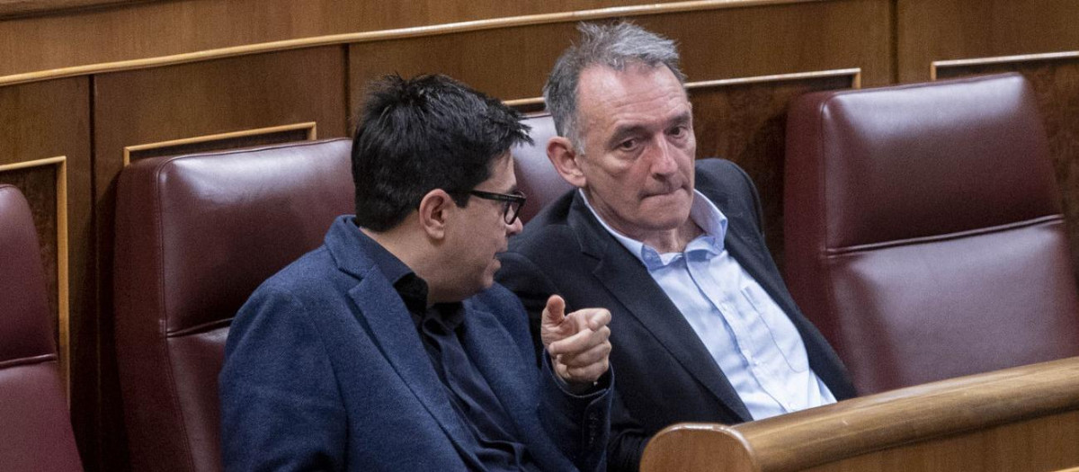 Los diputados de Sumar Gerardo Pisarello y Enrique Santiago, dos de los firmantes