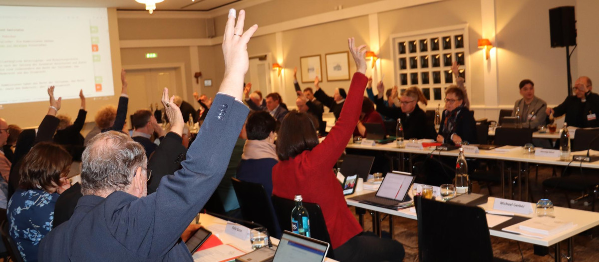 Votación del camino sinodal alemán el pasado 10 de noviembre en Essen