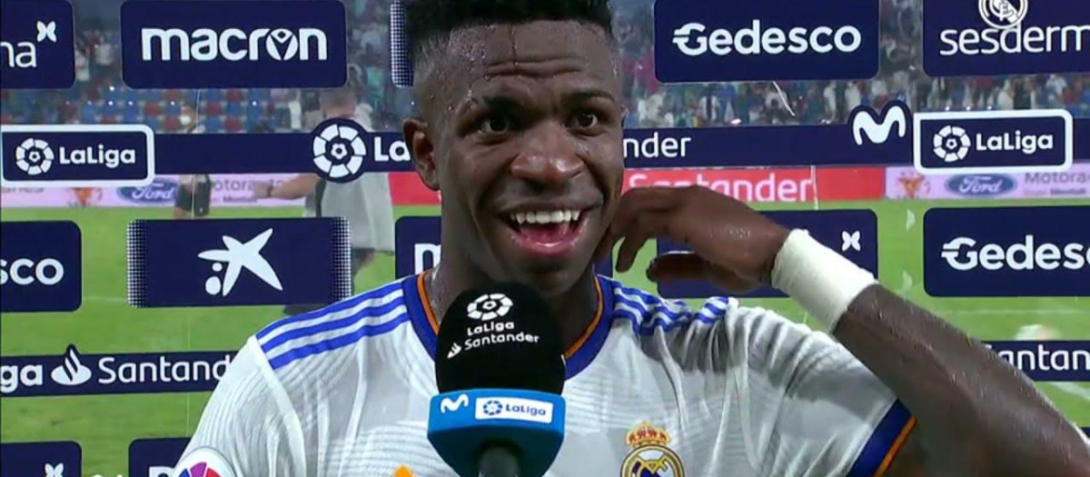 Vinicius, en una entrevista después de un partido hace unos años
