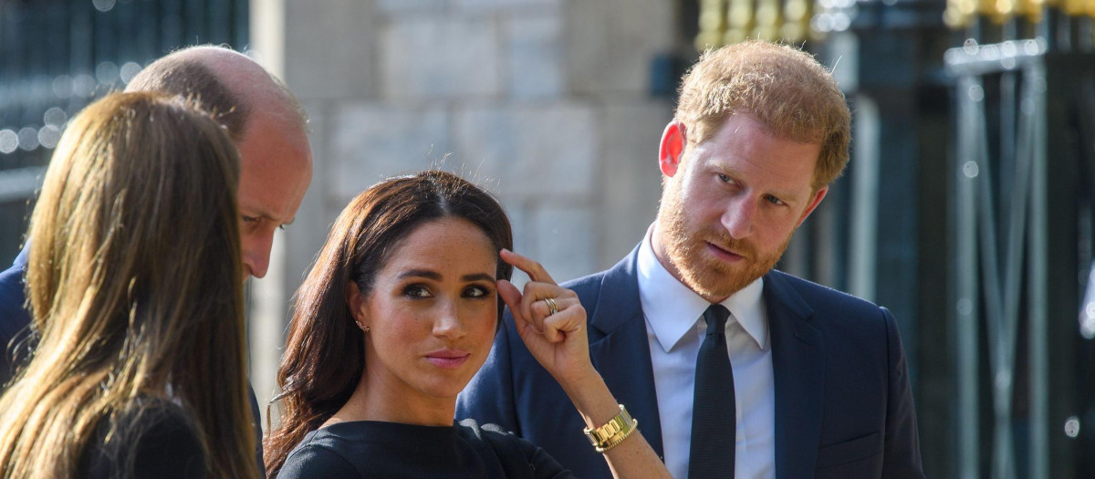 Kate Middleton, el Príncipe William, Meghan Markle y el Príncipe Harry en el funeral de Isabel II