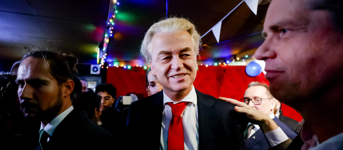 Geert Wilders celebra el resultado conseguido en las elecciones de este miércoles