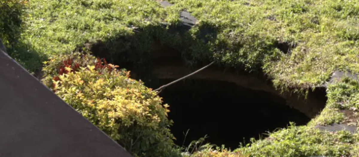 Socavón en Aranjuez