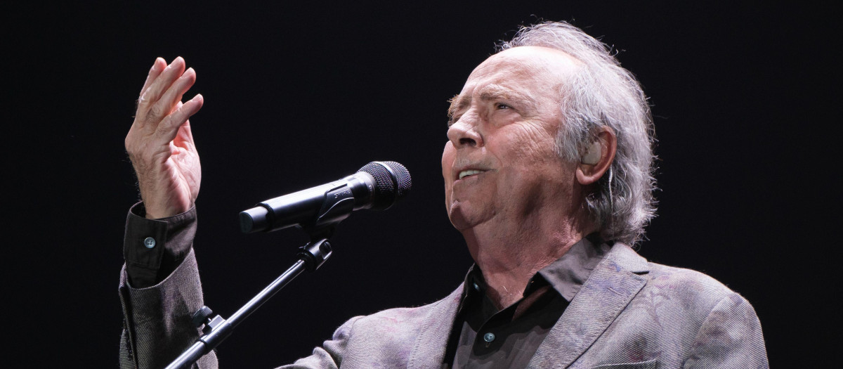 Joan Manuel Serrat actuando en Madrid en diciembre de 2022