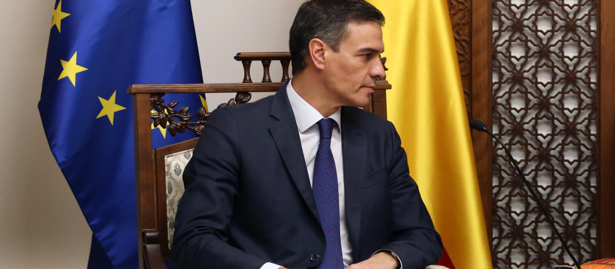 El presidente Pedro Sánchez durante su encuentro con el líder de la Autoridad Nacional de Palestina, Mahmud Abás