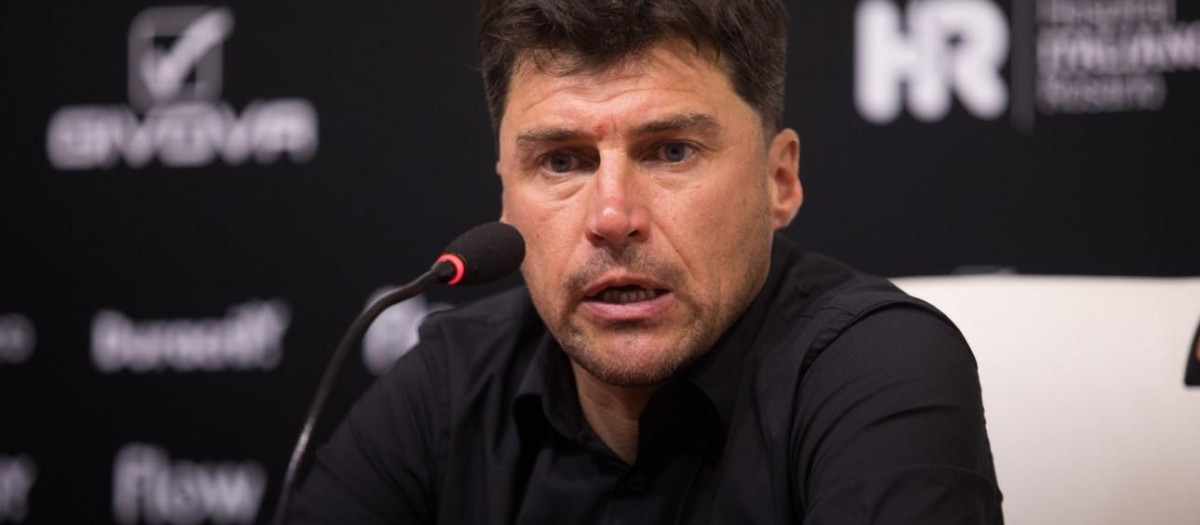 El 'Cacique' Medina, nuevo entrenador del Granada