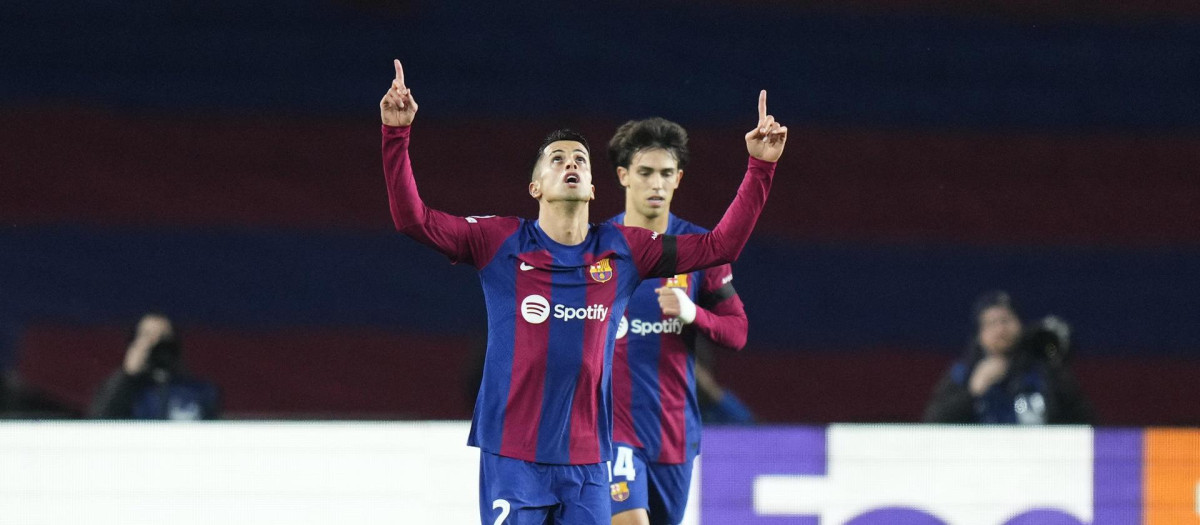 Joao Cancelo y Joao Félix, salvadores del Barça en este duelo ante el Oporto.