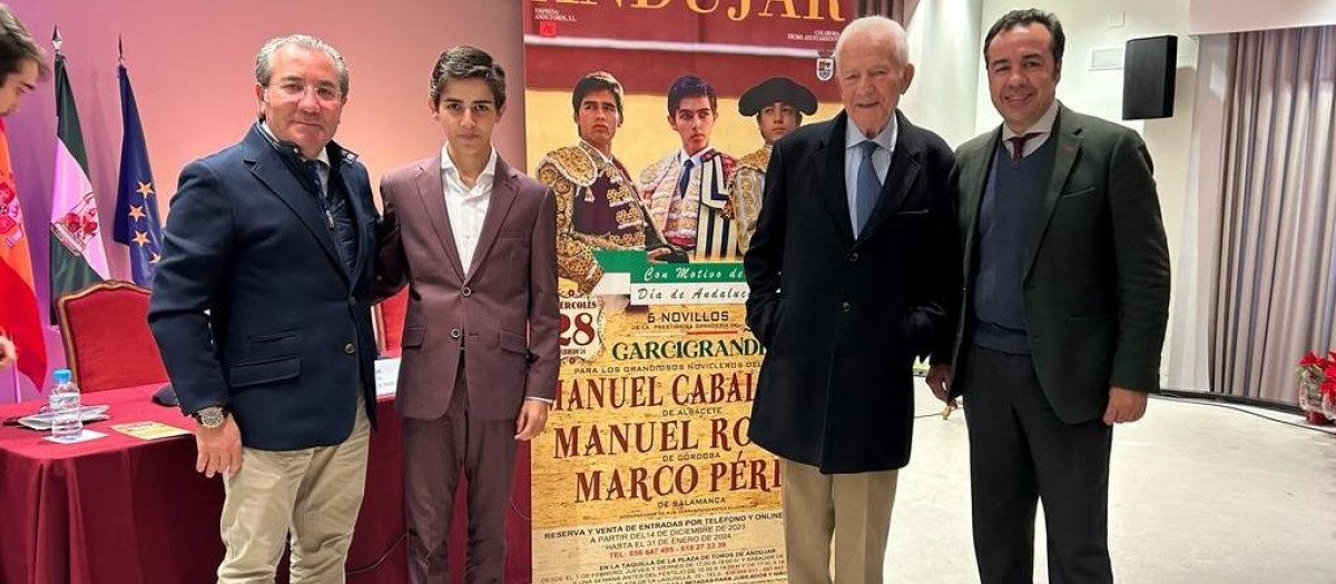 Manuel Román, en la presentación del cartel