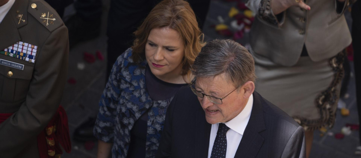 La delegada del Gobierno en la Comunidad Valenciana, Pilar Bernabé, junto a Ximo Puig