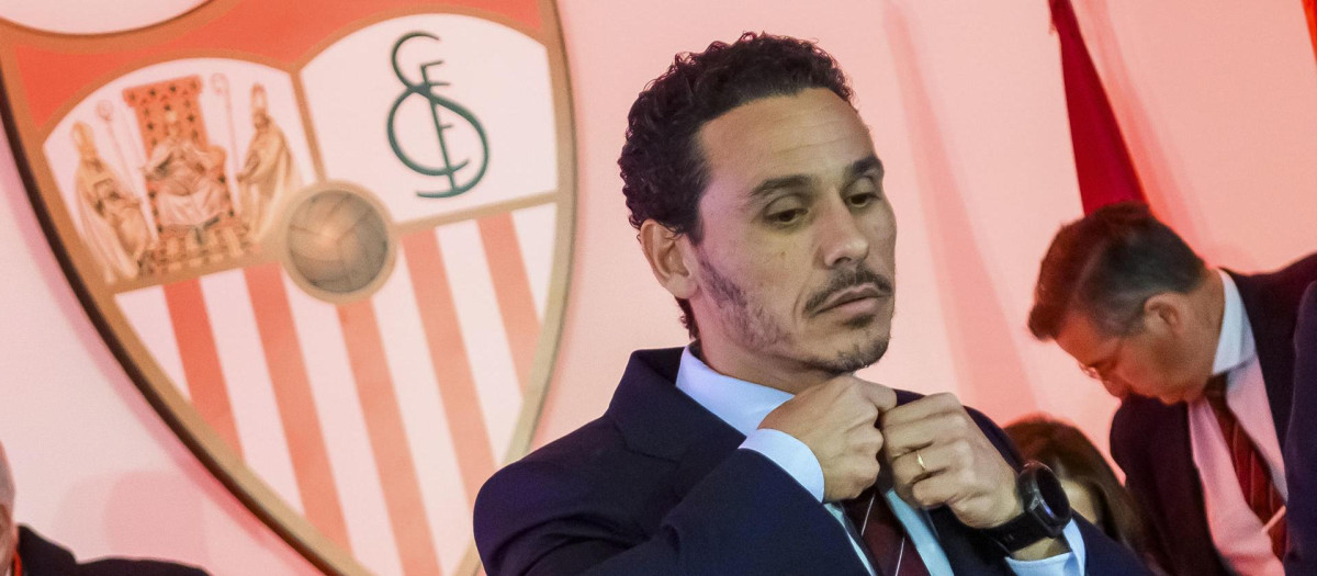 El vicepresidente del Sevilla FC, José María del Nido Carrasco, al comienzo de la Junta General de Accionistas del equipo.