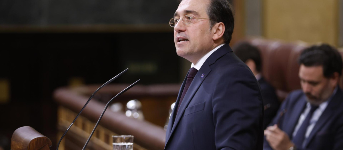 El ministro de Asuntos Exteriores, Unión Europea y Cooperación, José Manuel Albares, durante su comparecencia en el Congreso de los Diputados