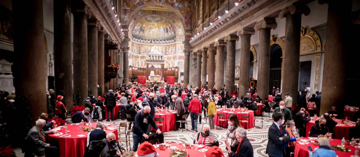 Cena de Navidad de la Comunidad de Sant' Egidio en Roma