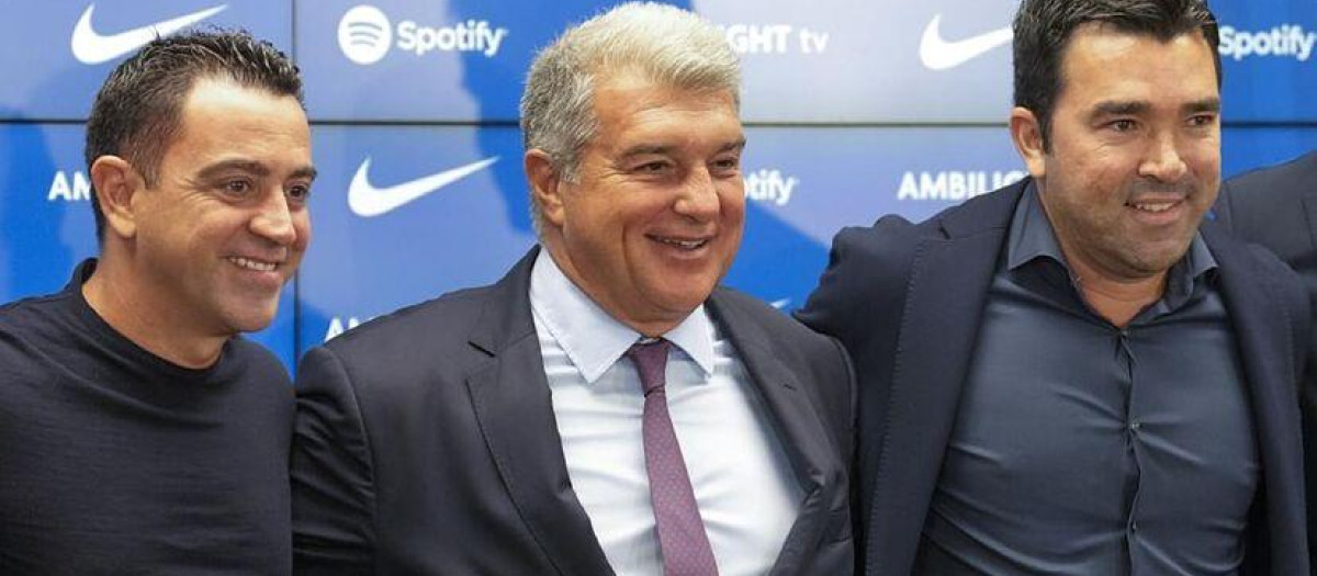 Laporta, Deco y Xavi