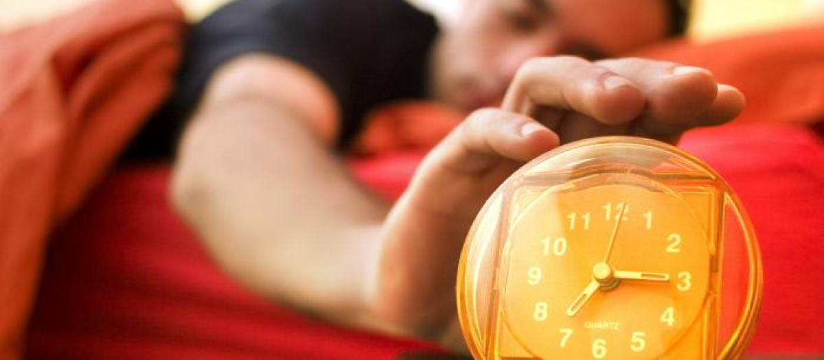 Una persona madrugando