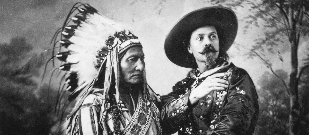 Toro Sentado y Buffalo Bill, imagen de 1885