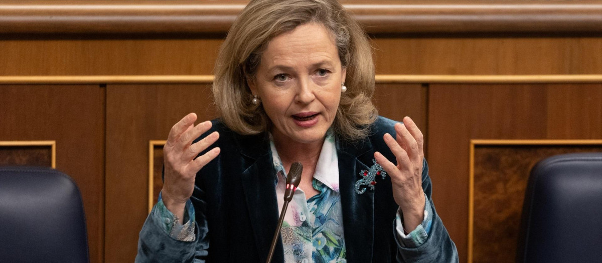 La ministra de Economía, Nadia Calviño.