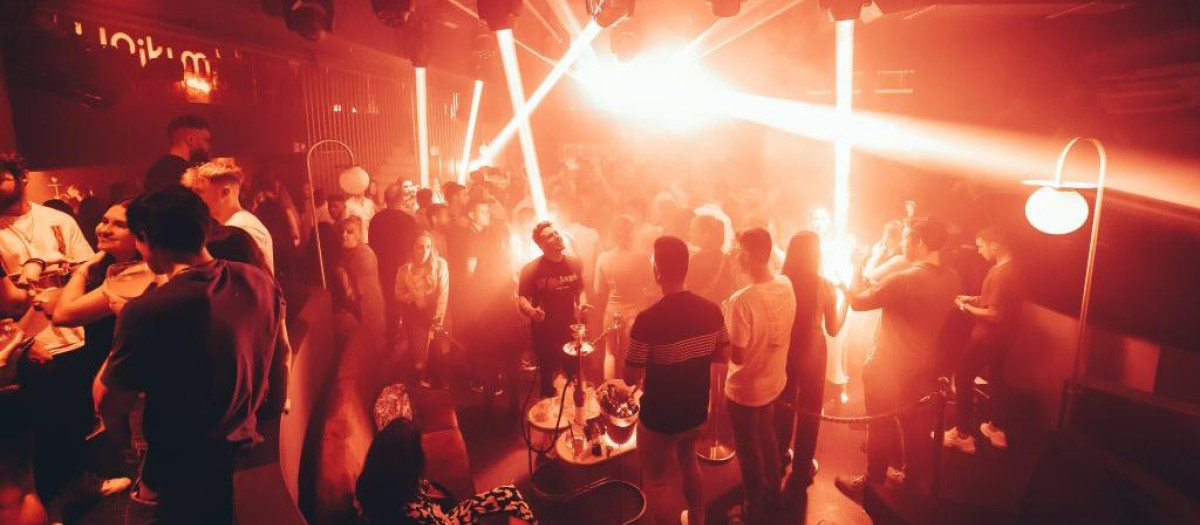 Una noche de fiesta en Upikum Club, en Alicante