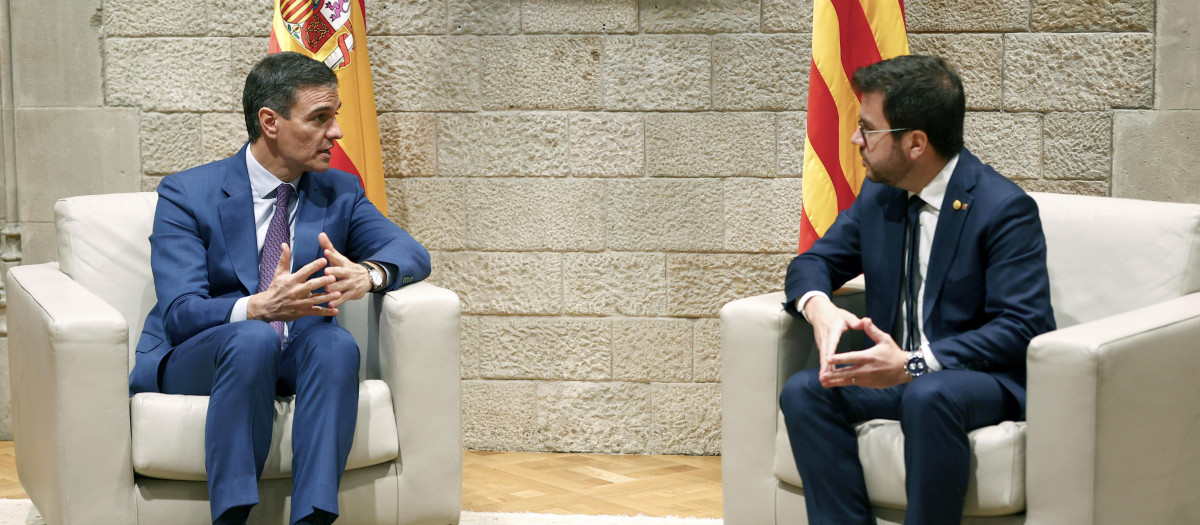 Pedro Sánchez y Pere Aragonès en su reunión de este jueves