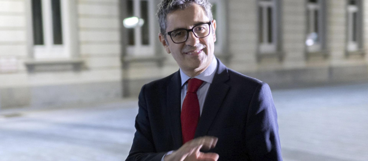 El ministro de la Presidencia, Justicia y Relaciones con las Cortes, Félix Bolaños a su salida del Supremo