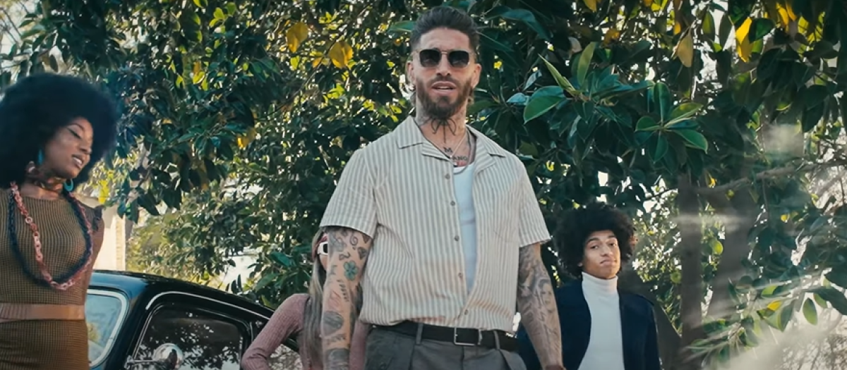 Sergio Ramos en el videoclip 'No me contradigas'