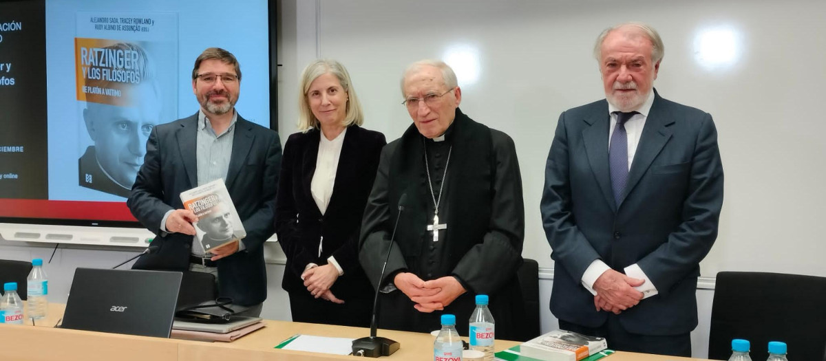Presentación de 'Ratzinger y los filósofos: de Platón a Vattimo'