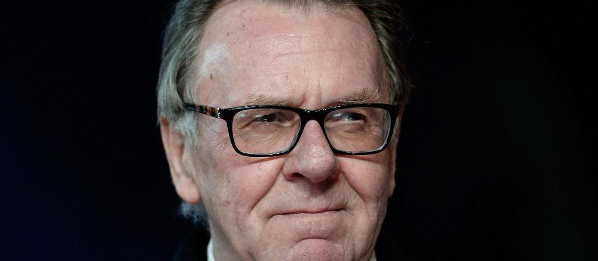 El actor Tom Wilkinson